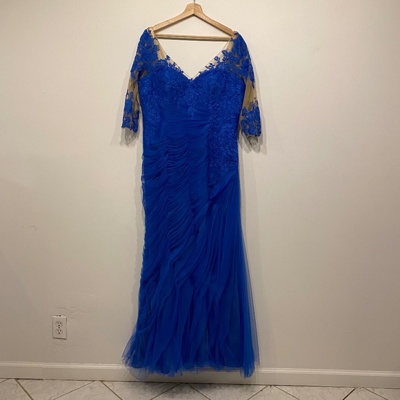 Pronovias Blue Embroidered Mesh Chiffon Maxi Ruched Dress - Picture 1 of 9